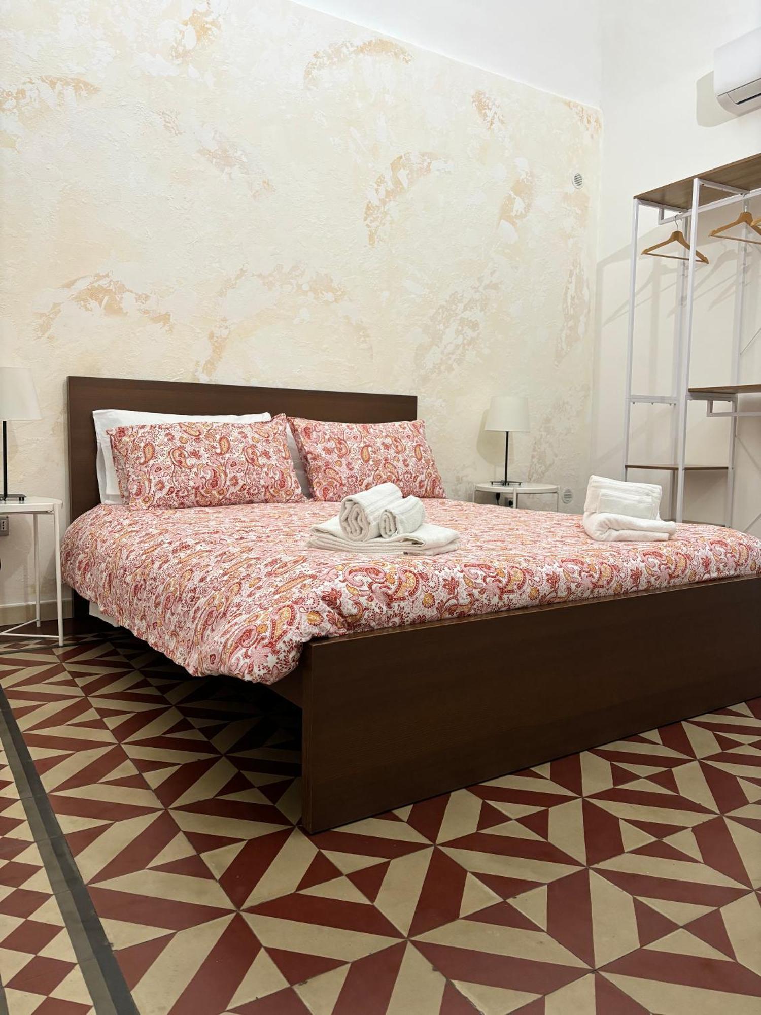 Il Teatro Rooms Катанія Екстер'єр фото